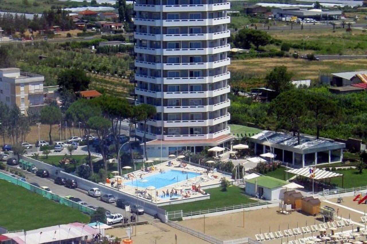 Torre Del Sole Hotel Terracina Ngoại thất bức ảnh